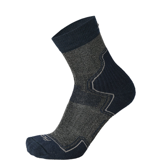 CA03069 Lightweight EXTRA DRY Hike Crew Socks